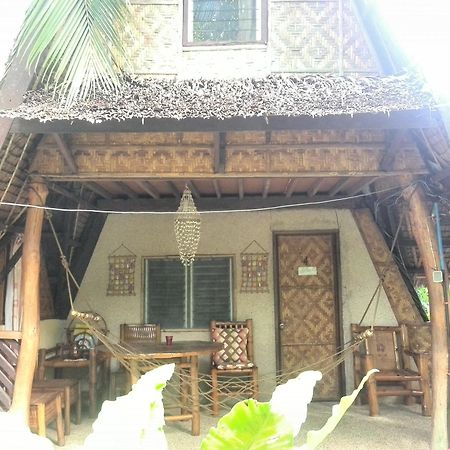 Bananaland Cottages Tawala  Exterior foto